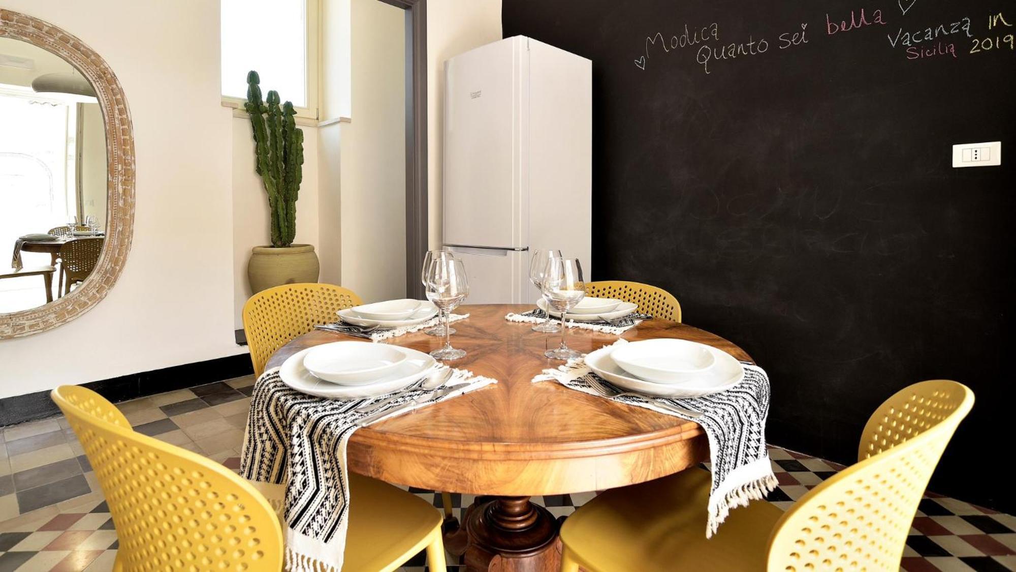 Domus Sbircio Modica Apartment Luaran gambar