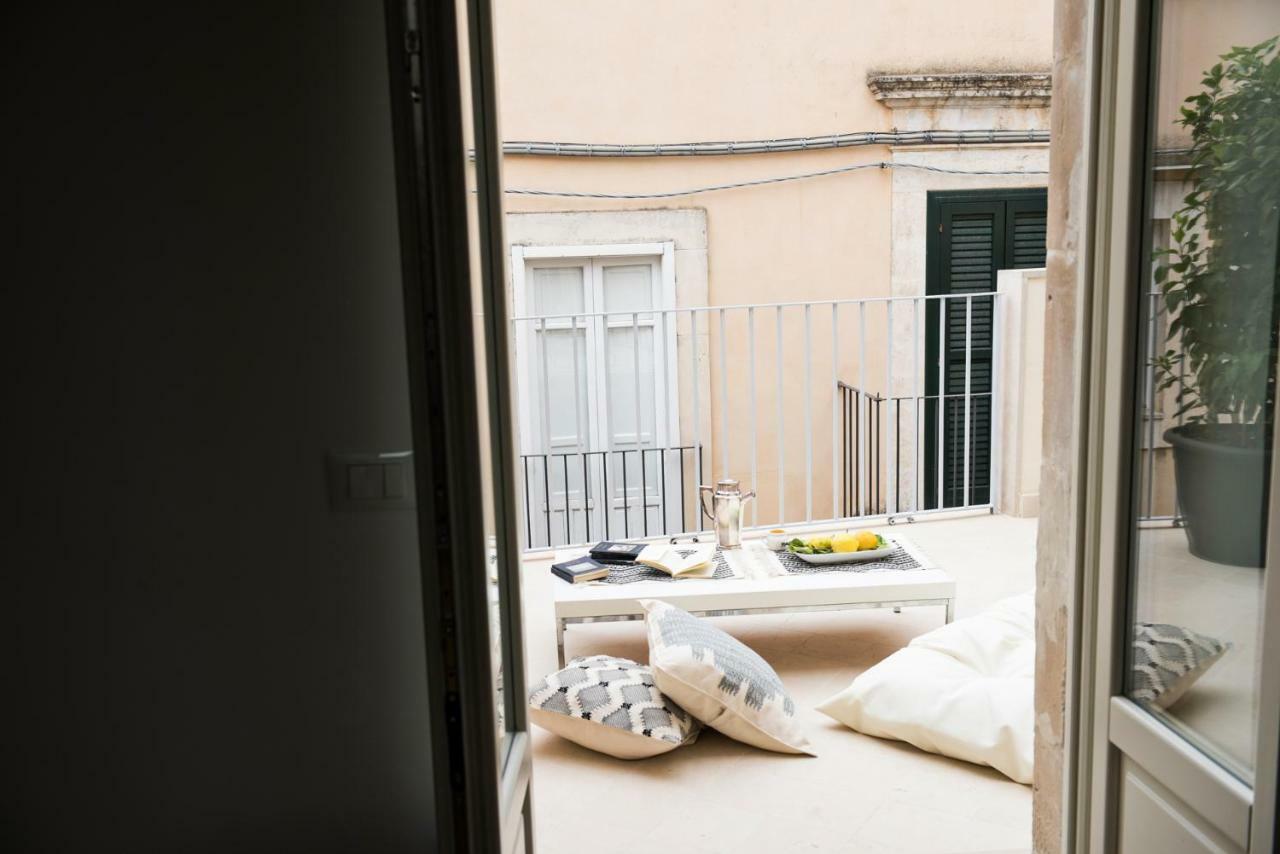 Domus Sbircio Modica Apartment Luaran gambar