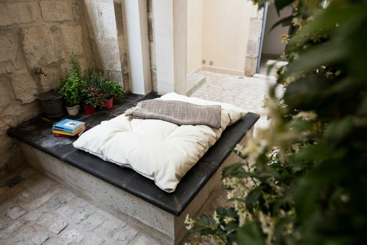 Domus Sbircio Modica Apartment Luaran gambar
