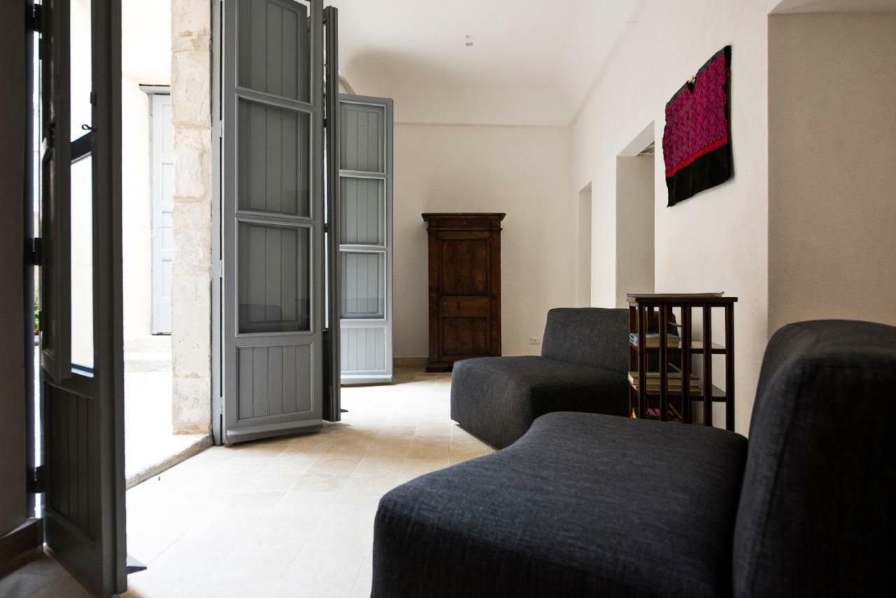 Domus Sbircio Modica Apartment Luaran gambar